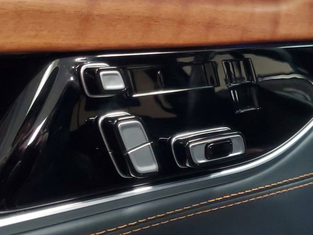 Used 2022 Jeep Grand Wagoneer Series III image 13