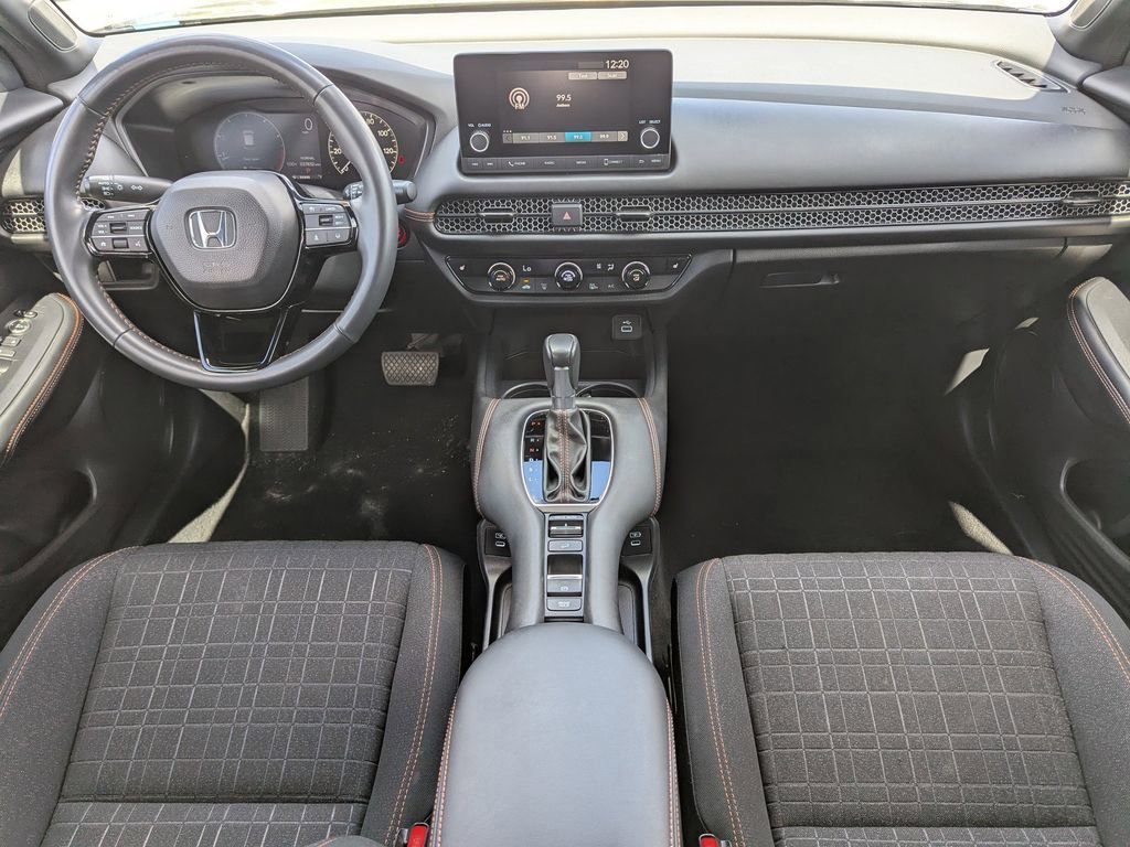 Used 2024 Honda HR-V Sport image 11