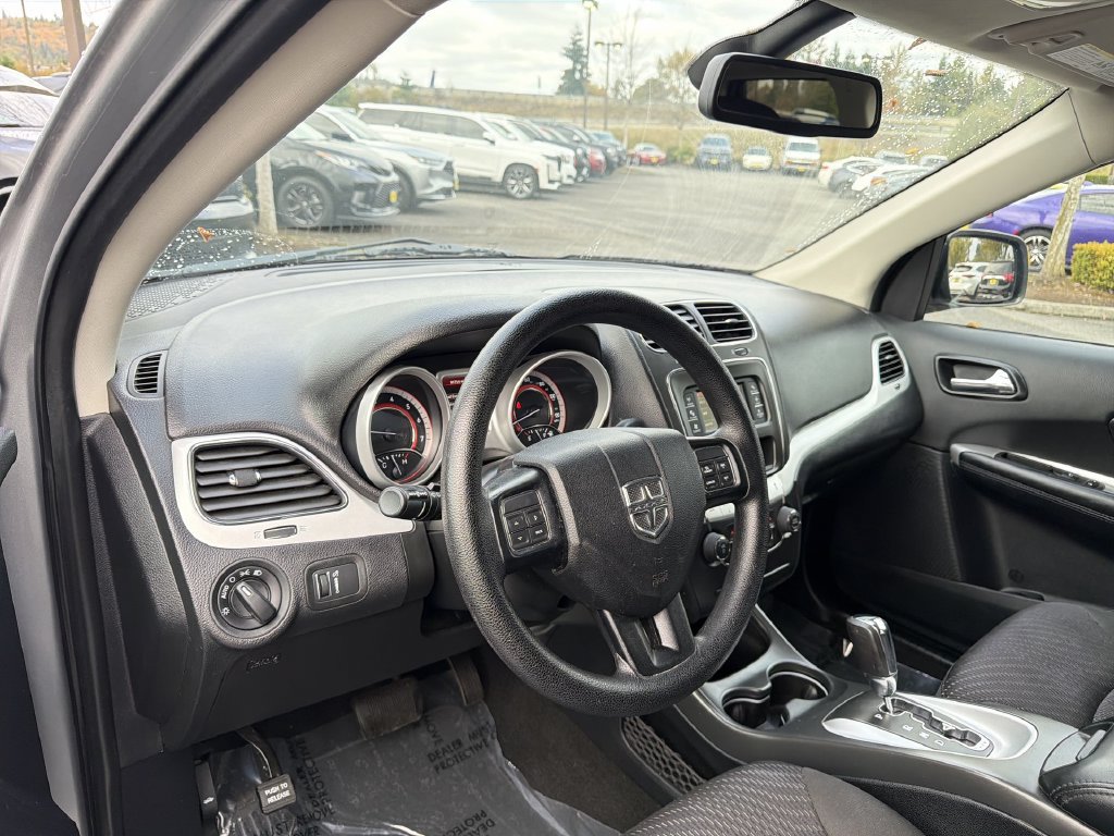 Used 2020 Dodge Journey SE FWD image 11