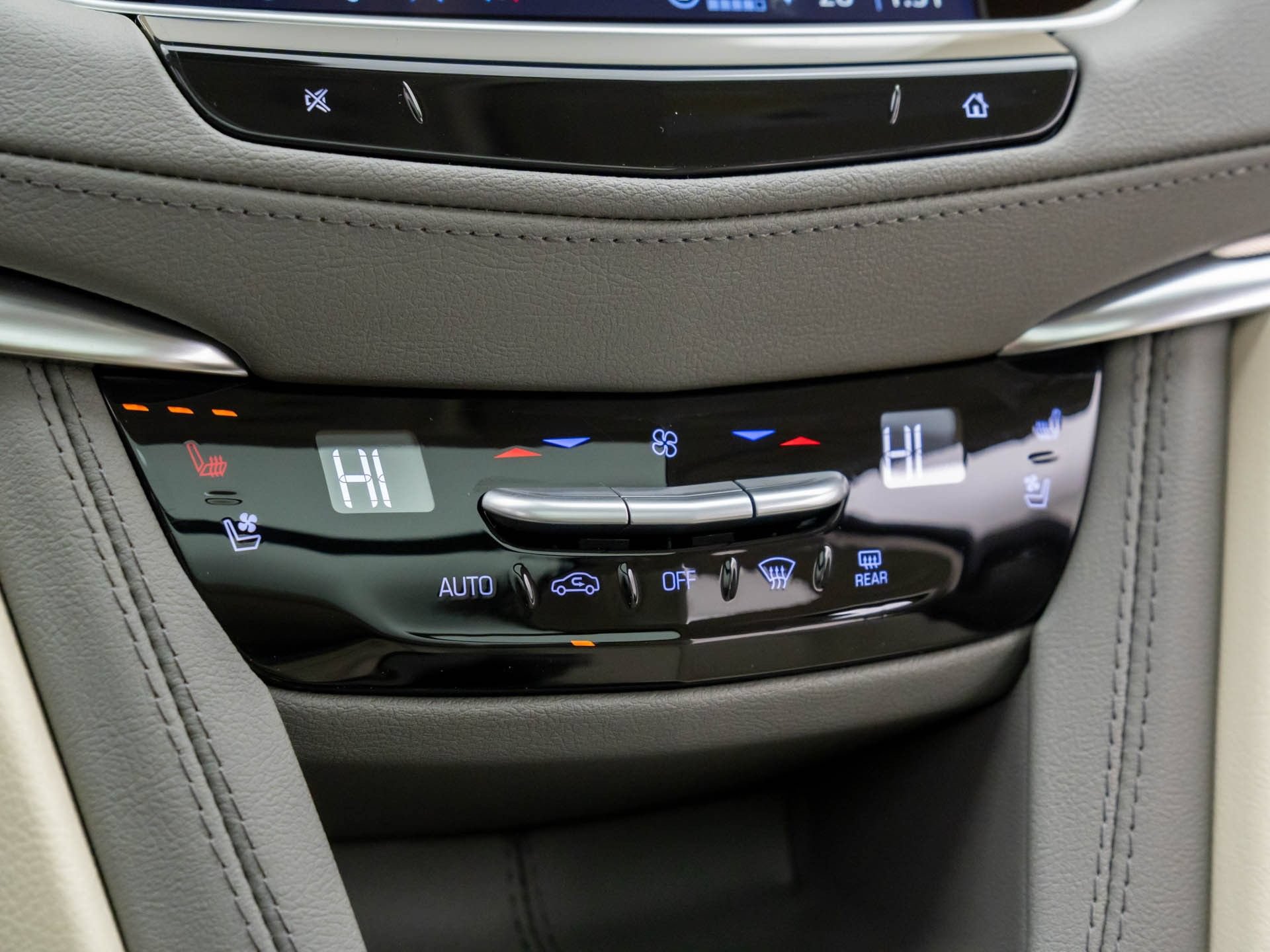 New 2026 Cadillac XT5 Premium Luxury w/ Driver Assist Package AWD/4WD image 27