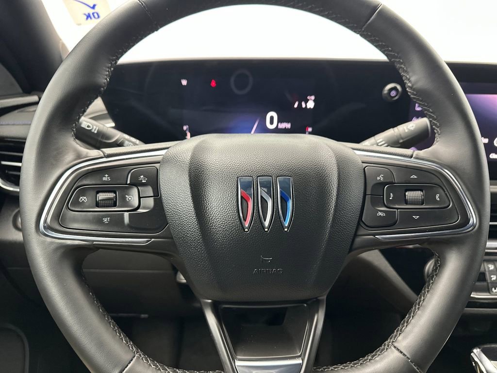 Used 2025 Buick Envista Sport Touring FWD image 22