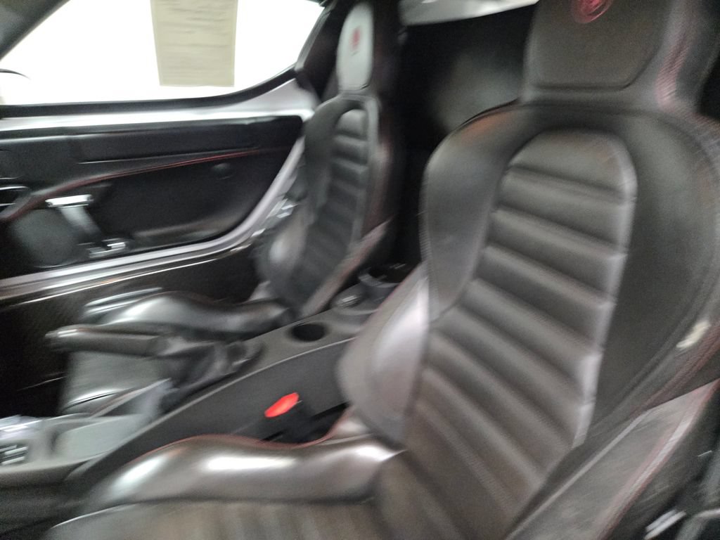 Used 2018 Alfa Romeo 4C Spider RWD image 14