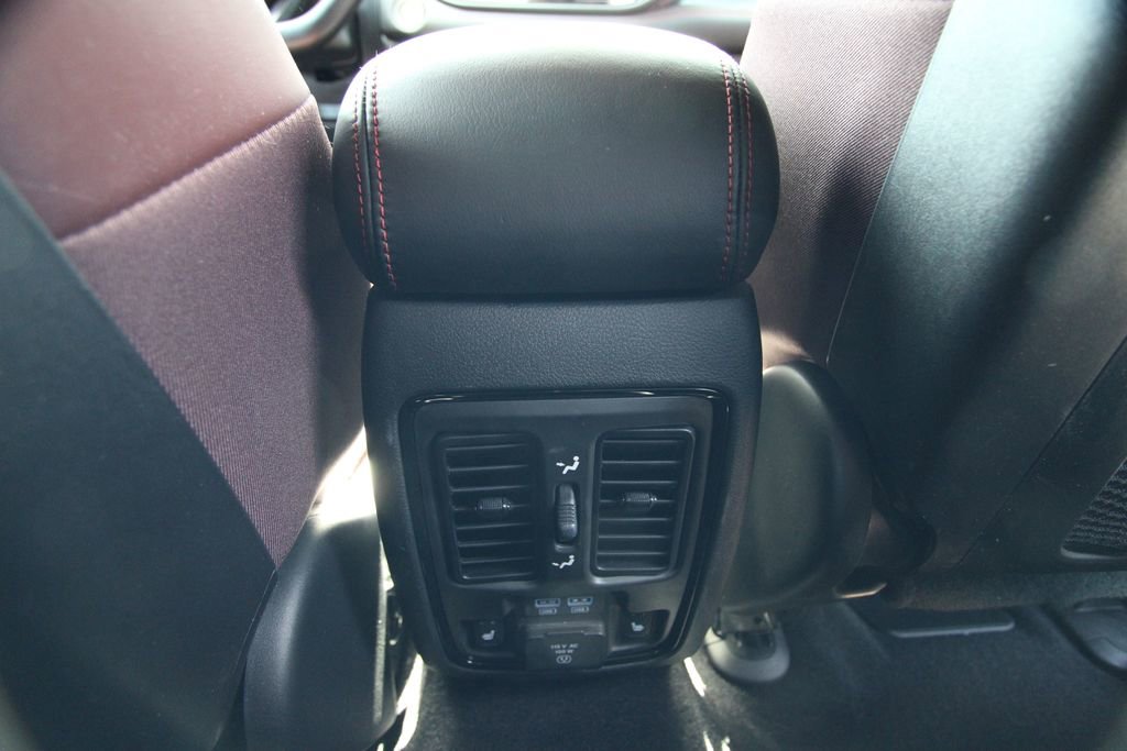 Used 2024 Dodge Durango GT image 38