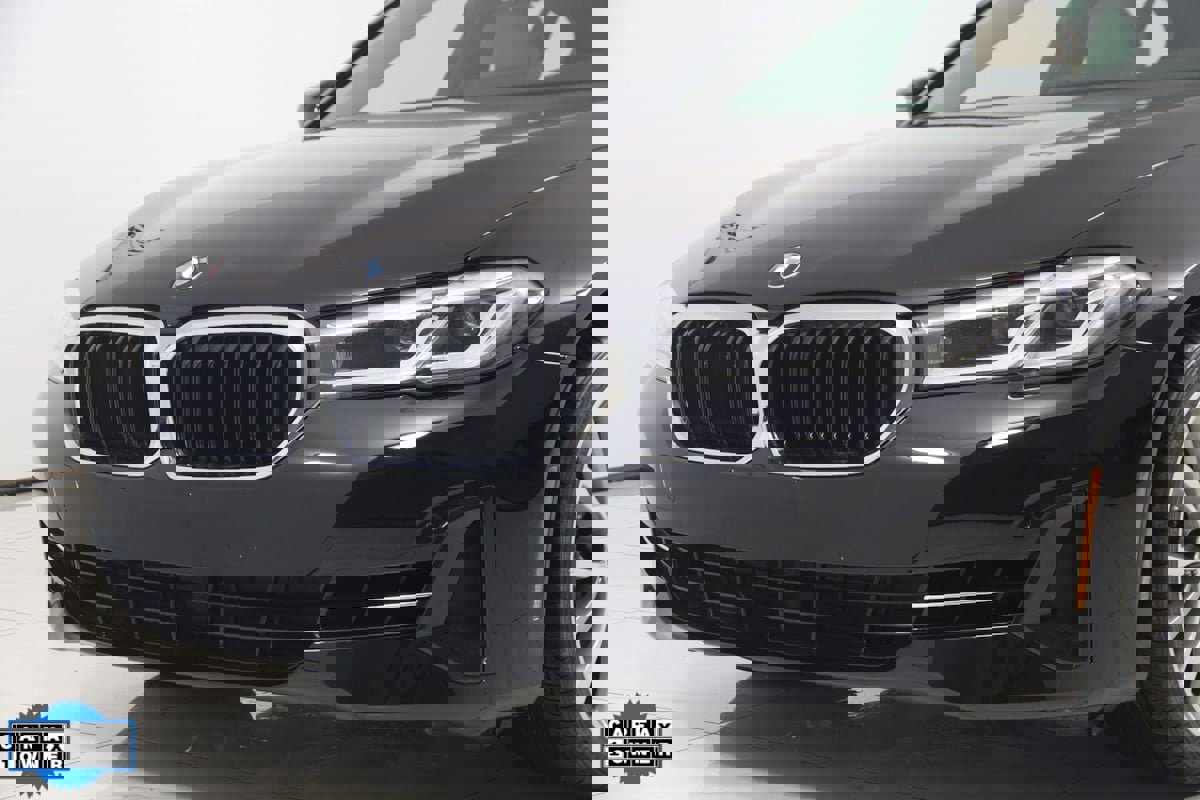 Used 2022 BMW 540i xDrive w/ M Sport Package image 61