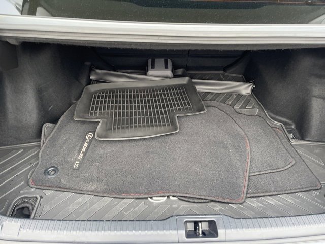 Used 2023 Lexus IS 350 F Sport image 40