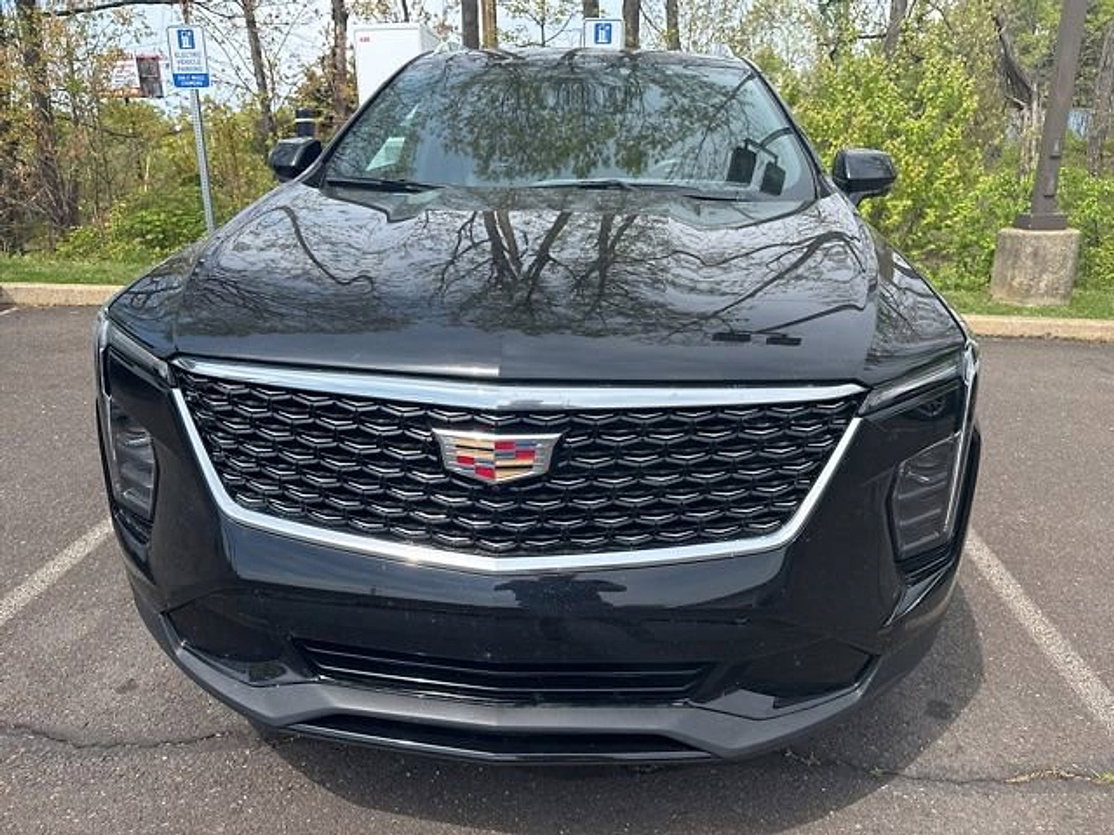 Used 2025 Cadillac XT4 Premium Luxury AWD/4WD image 7