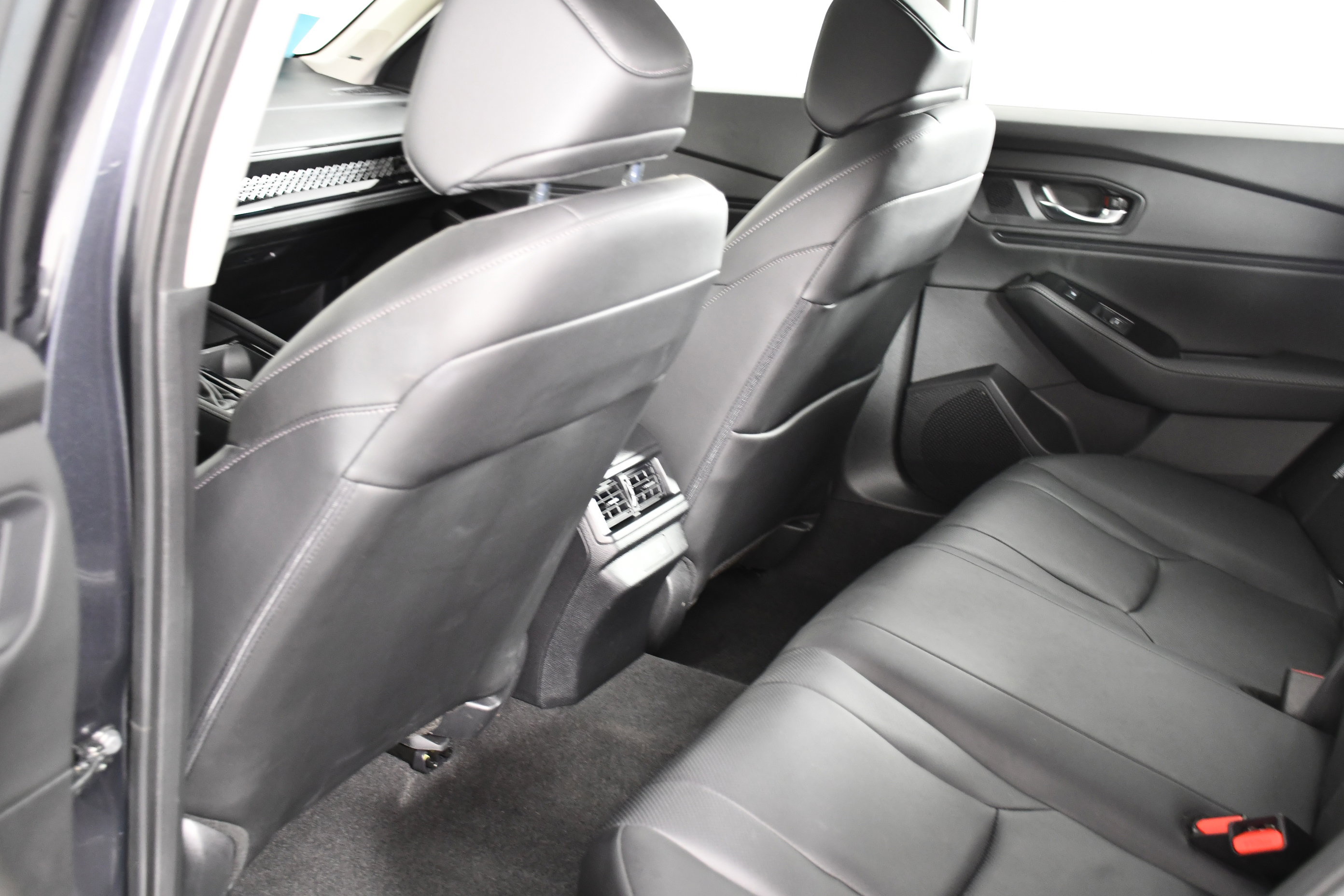 Certified 2025 Honda Accord Touring image 30