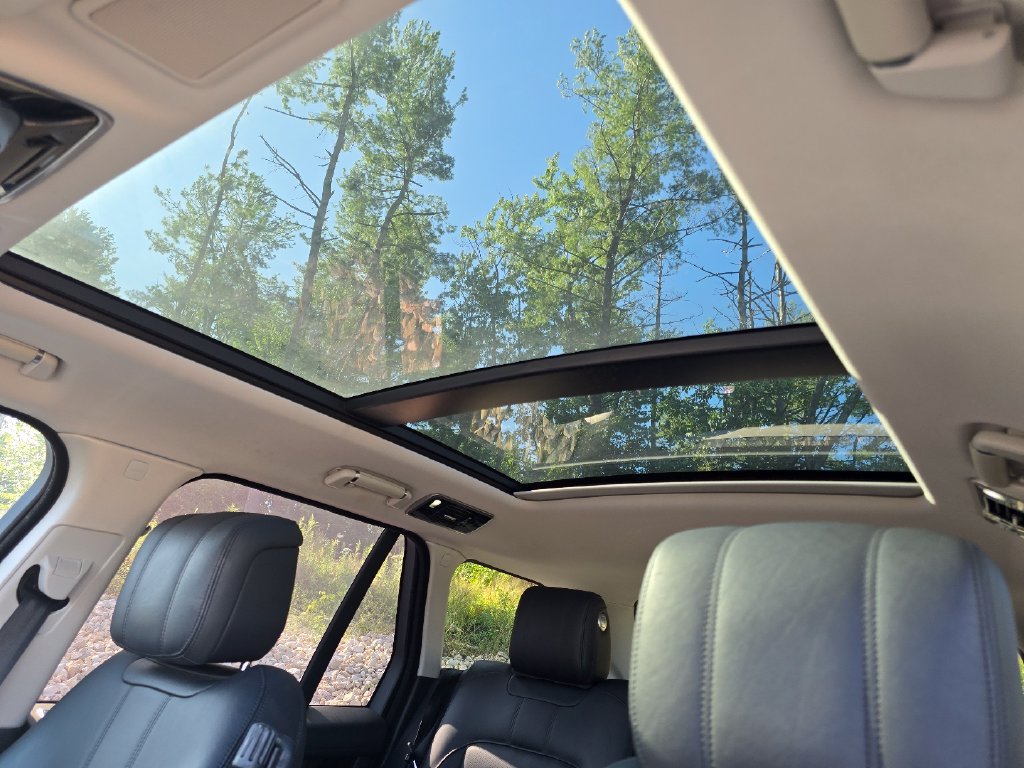 Used 2022 Land Rover Range Rover Westminster Edition AWD/4WD image 29