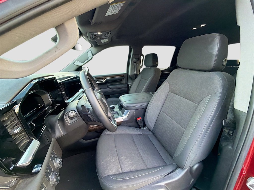 Used 2024 Chevrolet Silverado 1500 RST w/ Convenience Package II image 21