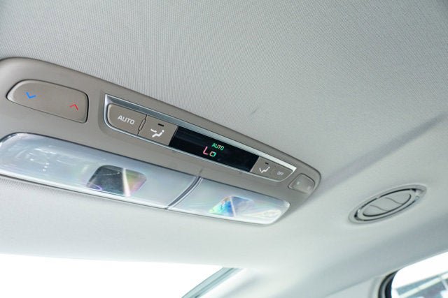 Used 2025 Kia Telluride S FWD image 34