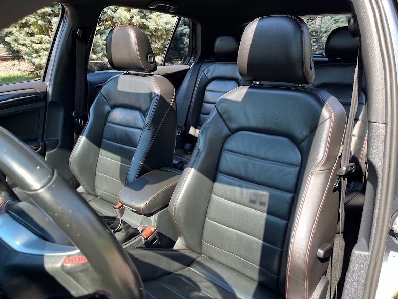 Used 2019 Volkswagen GTI SE FWD image 9
