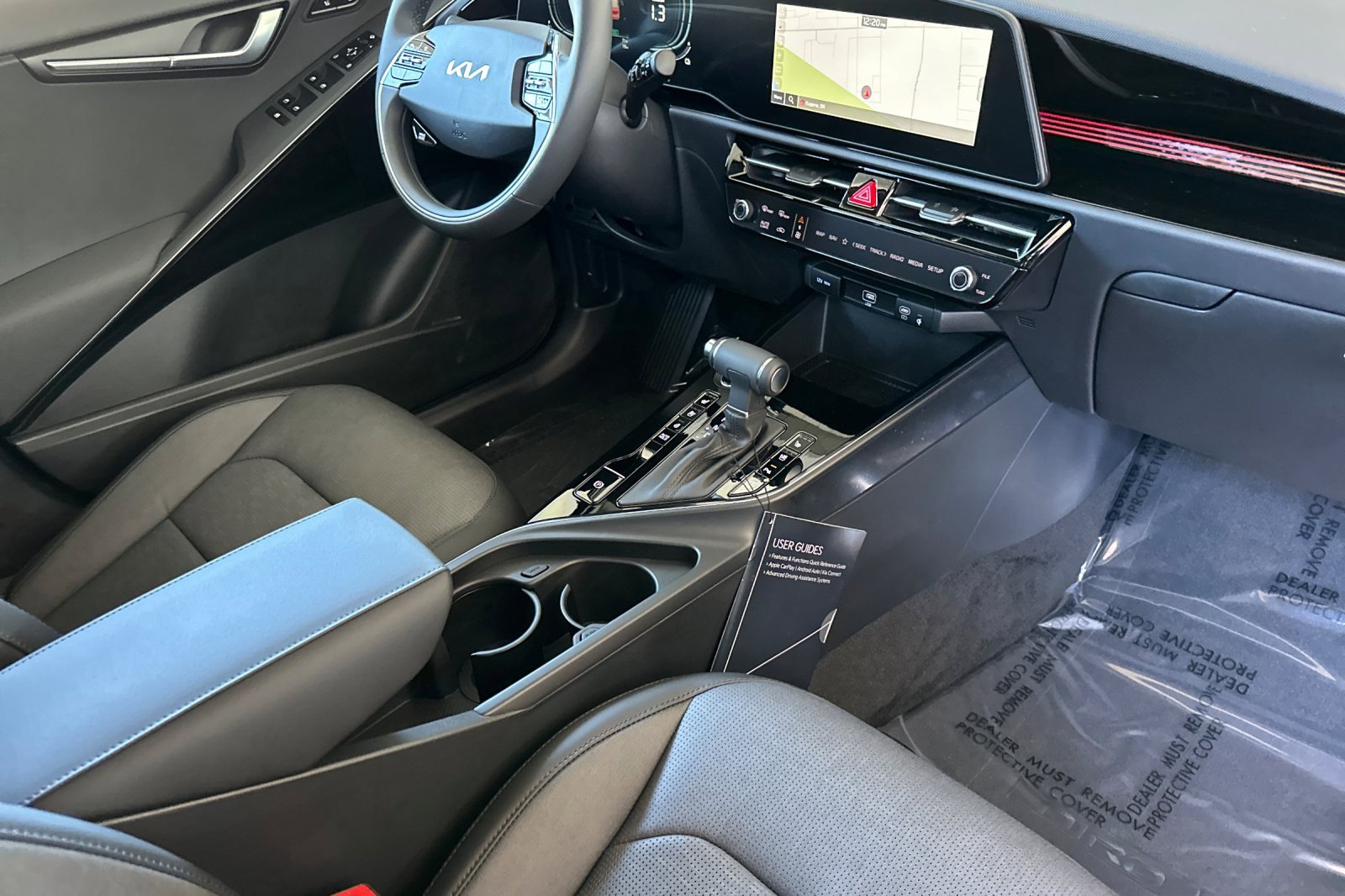 New 2025 Kia Niro SX image 12