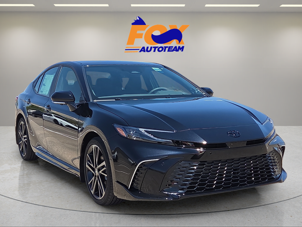 New 2026 Toyota Camry Hybrid FWD image 6