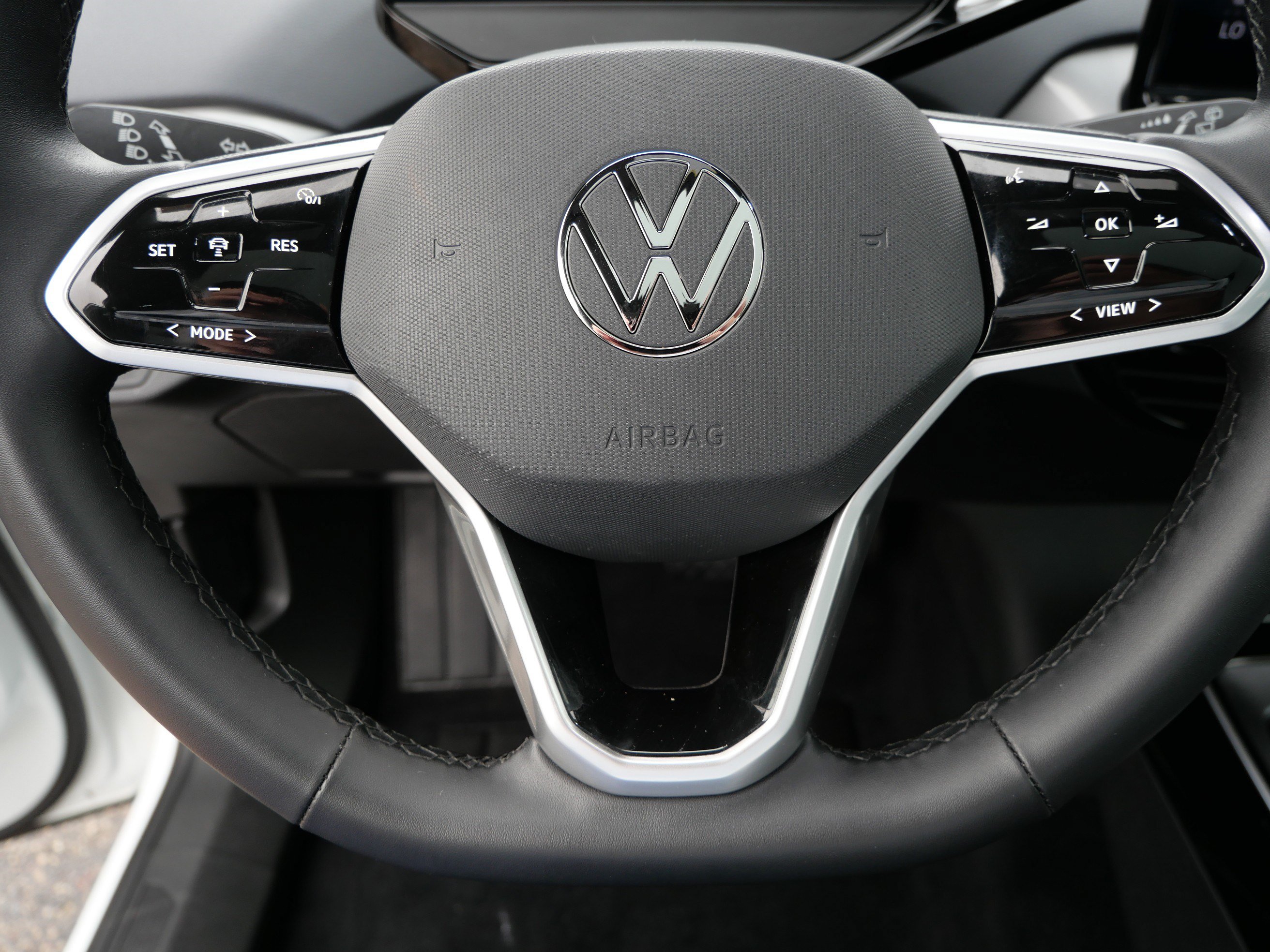 Certified 2023 Volkswagen ID.4 Pro S Plus AWD/4WD image 25