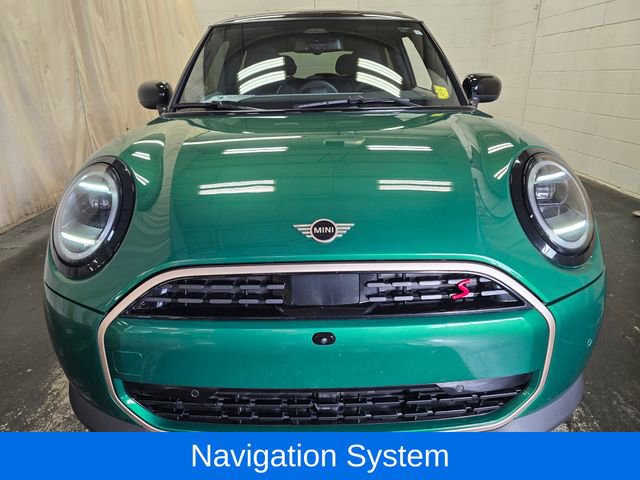 Used 2025 MINI Cooper S video 3