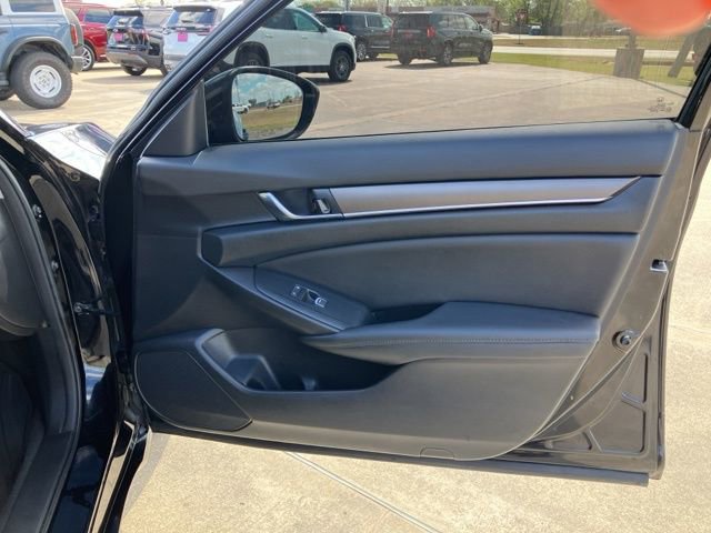 Used 2022 Honda Accord LX image 13