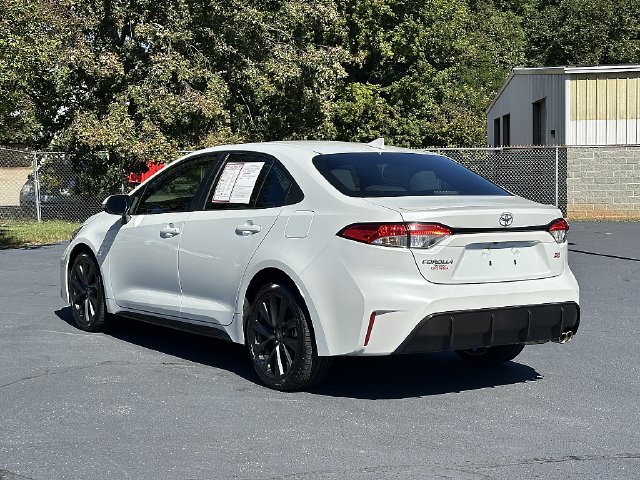 Used 2024 Toyota Corolla SE FWD image 5