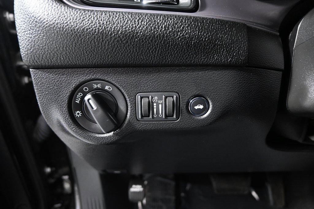 Used 2023 Dodge Challenger GT image 22