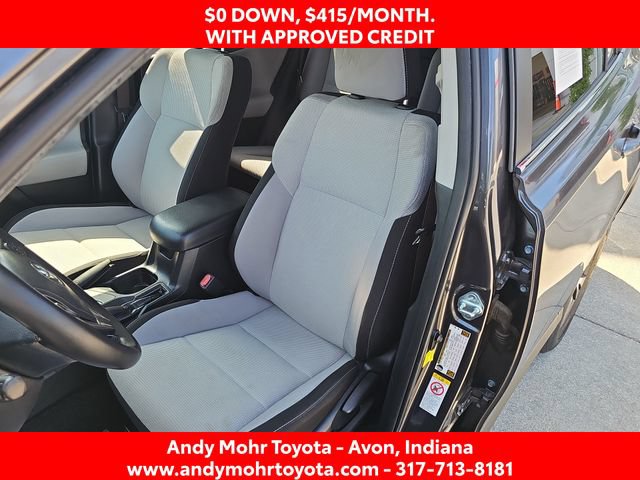 Used 2017 Toyota RAV4 XLE FWD image 10