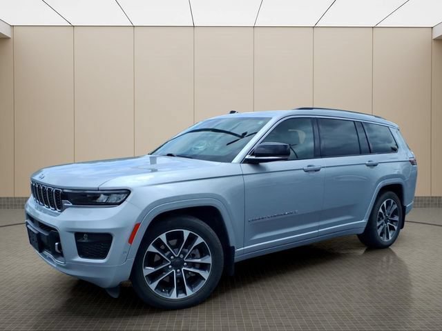 Used 2023 Jeep Grand Cherokee L Overland w/ MOPAR Finishing Package AWD/4WD image 2
