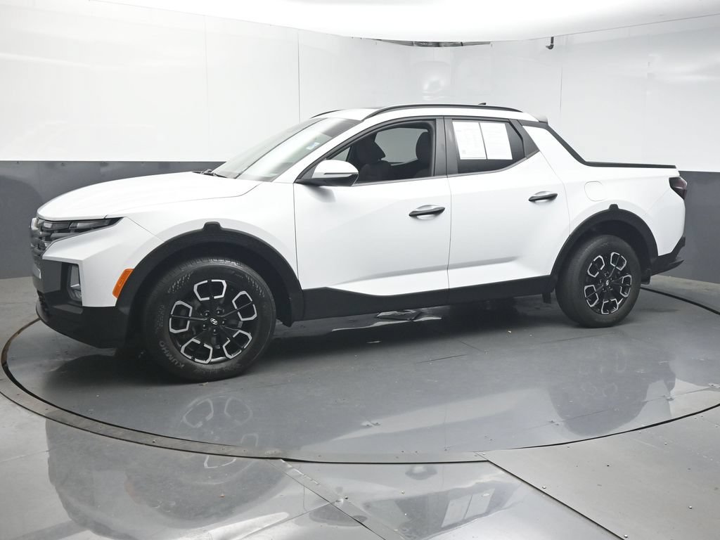 Used 2022 Hyundai Santa Cruz SEL w/ Activity Package FWD image 4