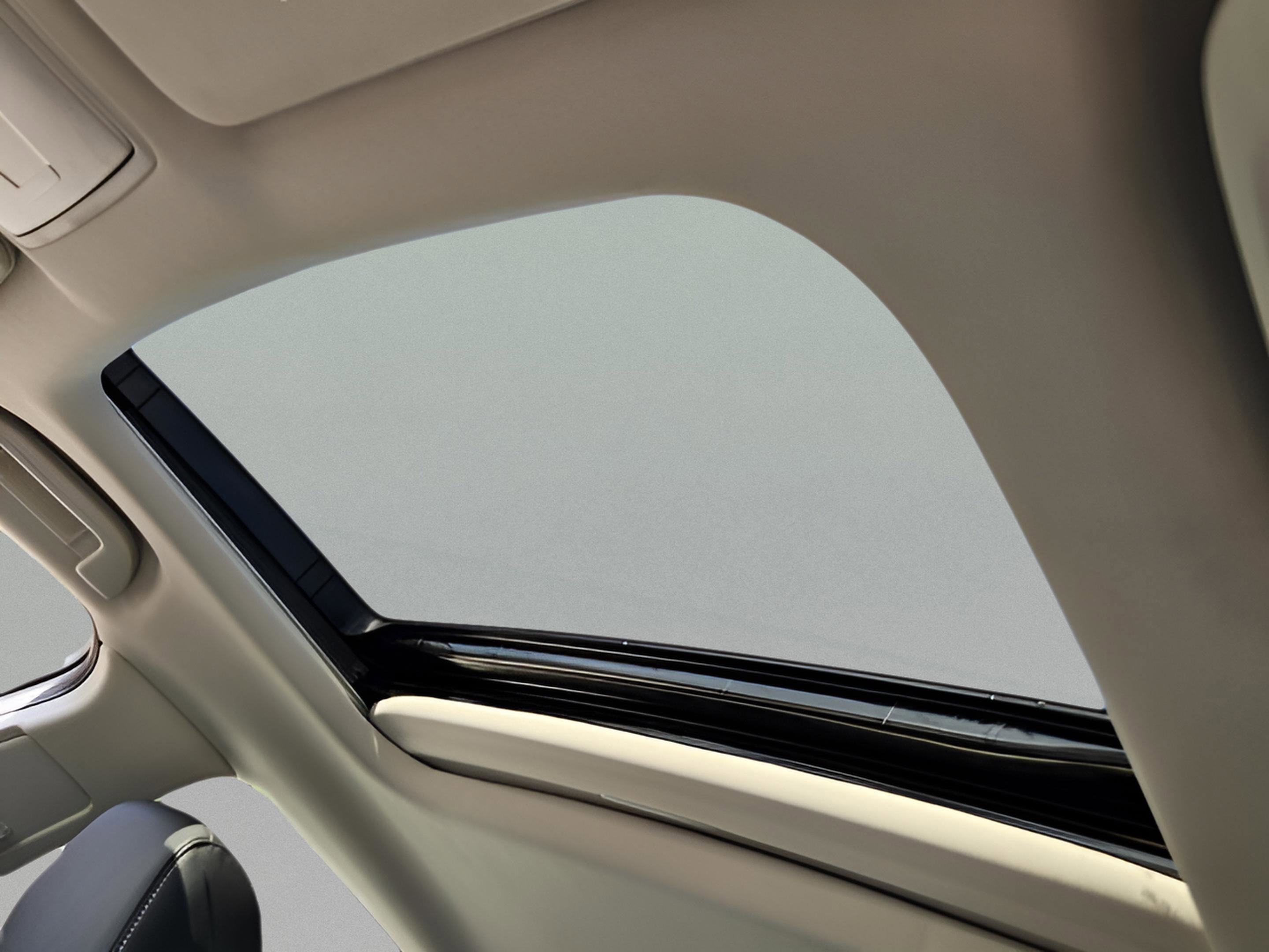 New 2025 Acura TLX w/Technology Package image 18