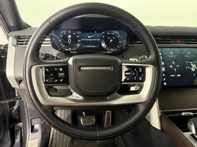 Used 2024 Land Rover Range Rover SE AWD/4WD image 17