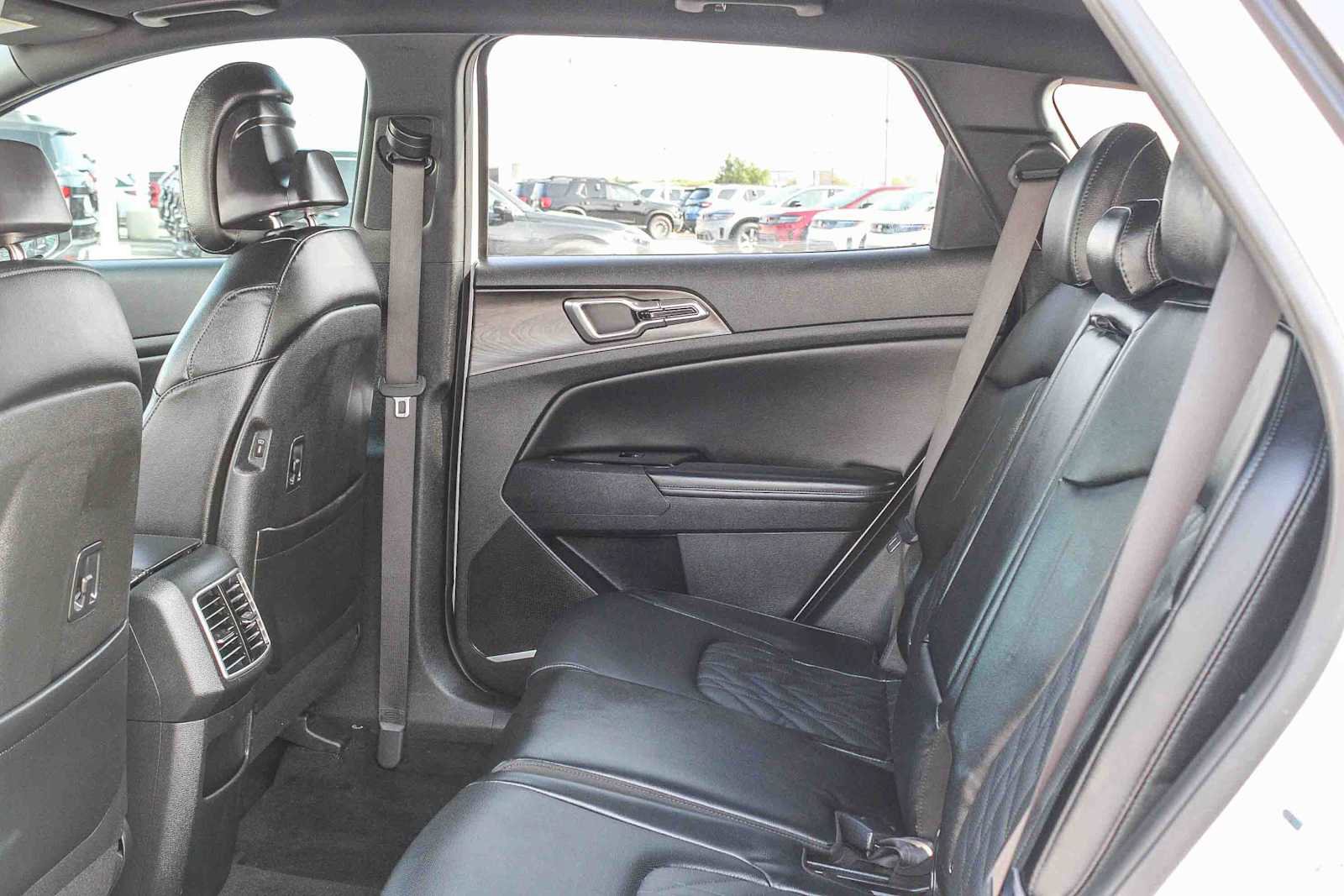 Used 2023 Kia Sportage X-Line w/ X-Line Premium Package image 18