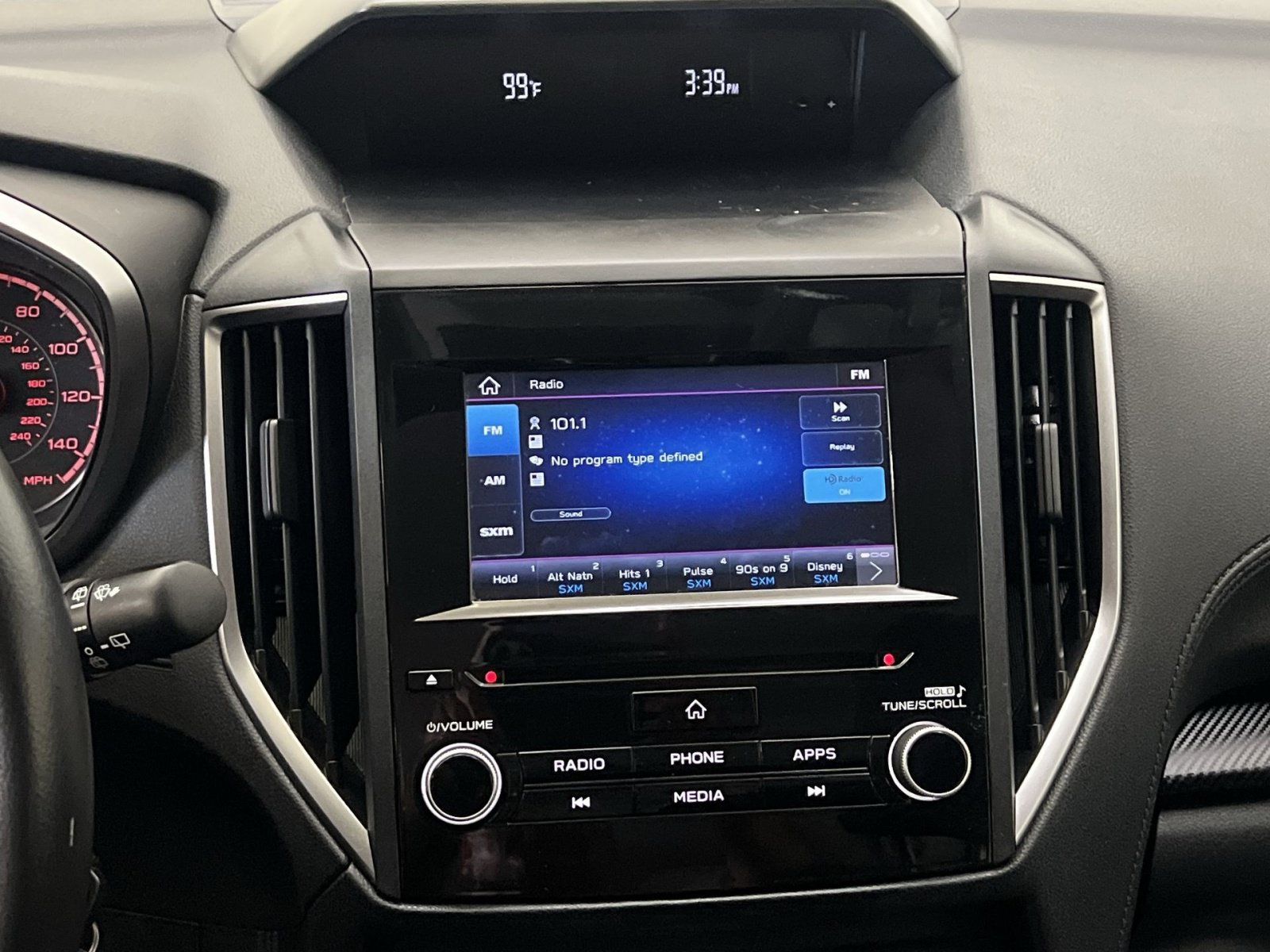 Used 2019 Subaru Crosstrek 2.0i Premium AWD/4WD image 17