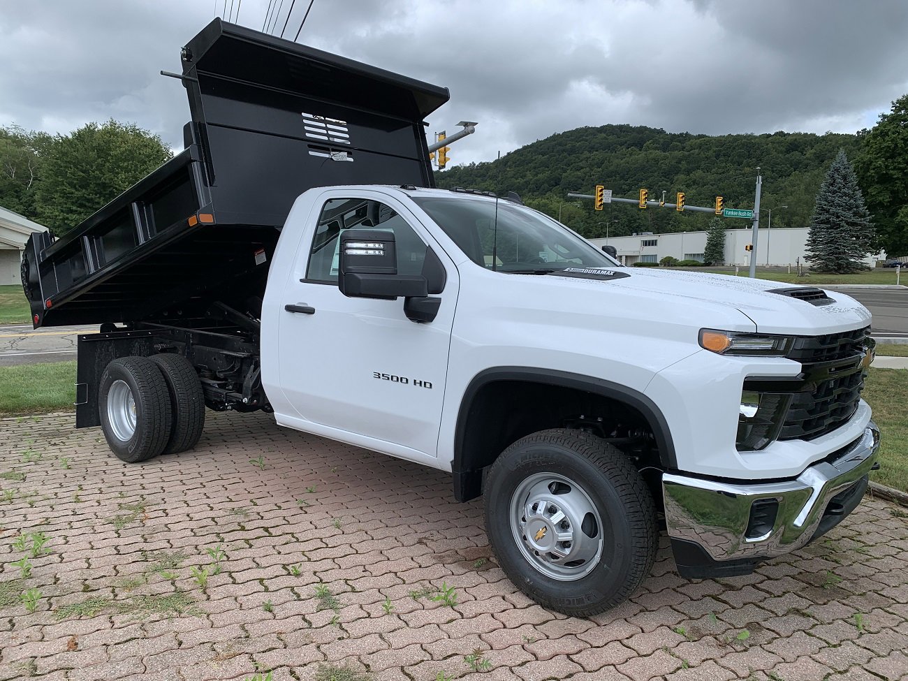 New 2025 Chevrolet Silverado 3500 W/T w/ WT Convenience Package image 1