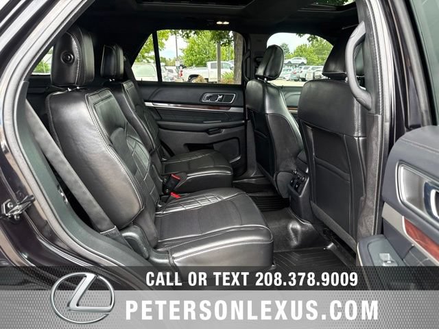 Used 2019 Ford Explorer Platinum AWD/4WD image 21