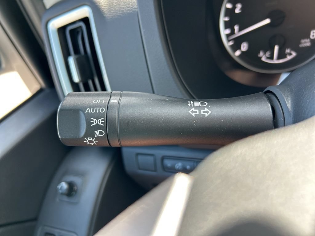 Certified 2025 Nissan Frontier SV AWD/4WD image 30