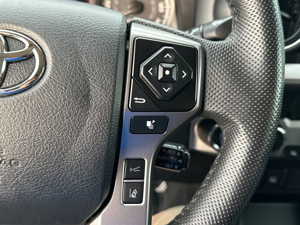 Used 2023 Toyota Tacoma SR5 AWD/4WD image 23