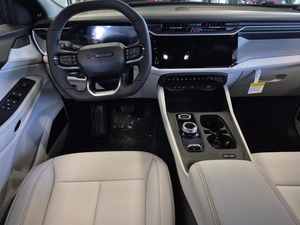 New 2026 Jeep Cherokee Limited AWD/4WD image 16