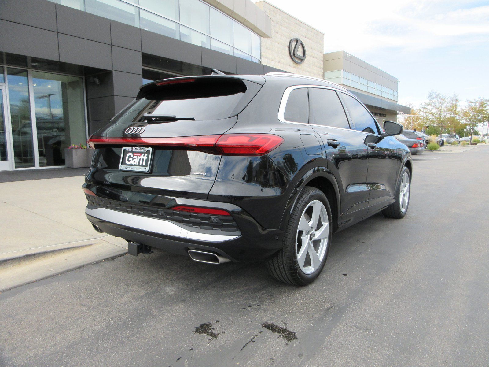 Used 2025 Audi Q5 Prestige AWD/4WD image 10