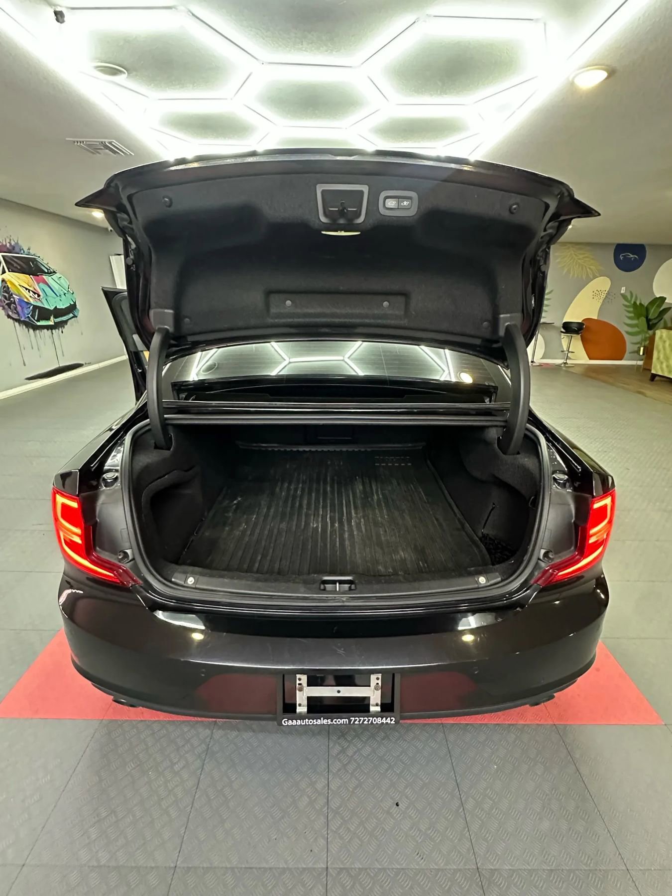 Used 2018 Volvo S90 T5 Momentum w/ Convenience Package image 45