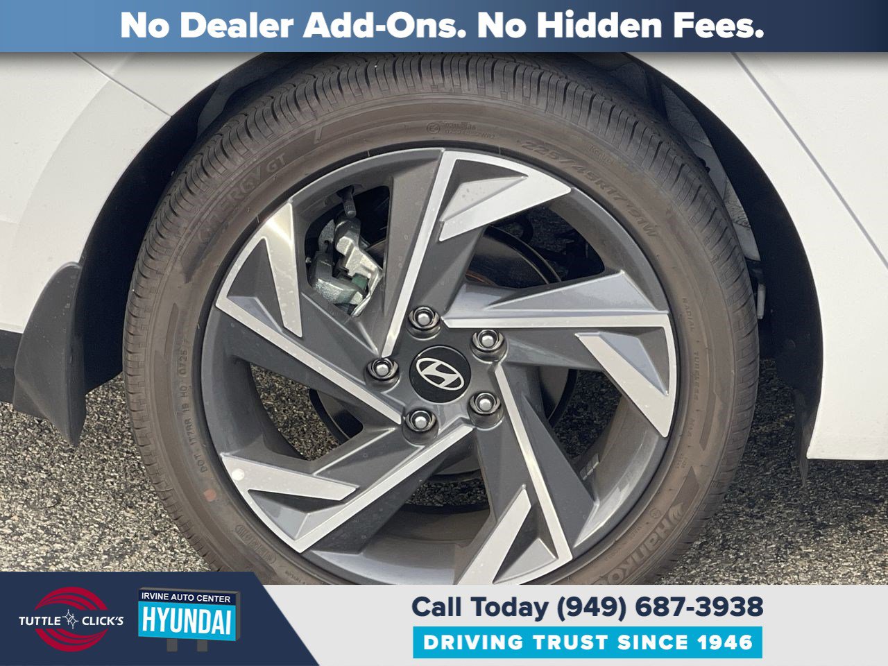 Used 2025 Hyundai Elantra SEL image 11