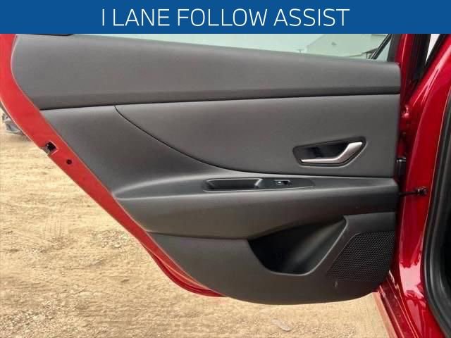 Used 2025 Hyundai Elantra Sport image 10