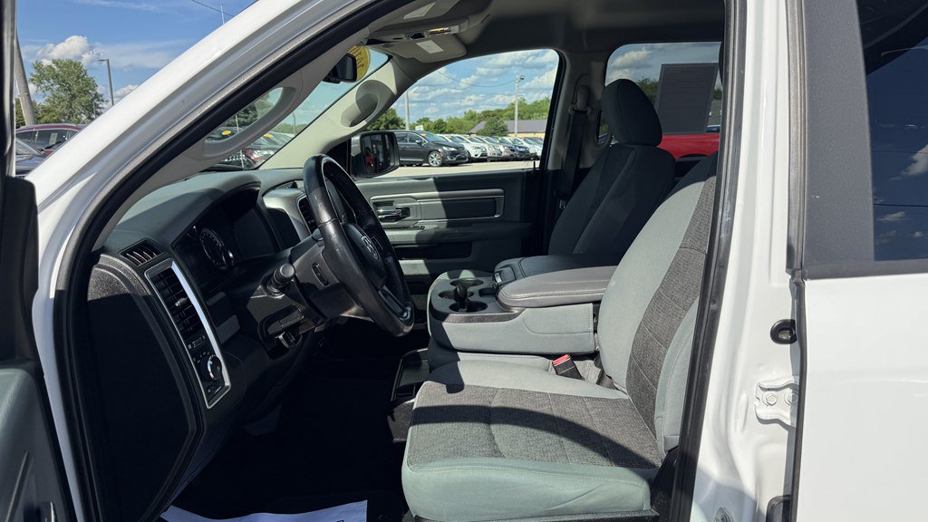Used 2019 RAM 1500 Big Horn AWD/4WD image 16
