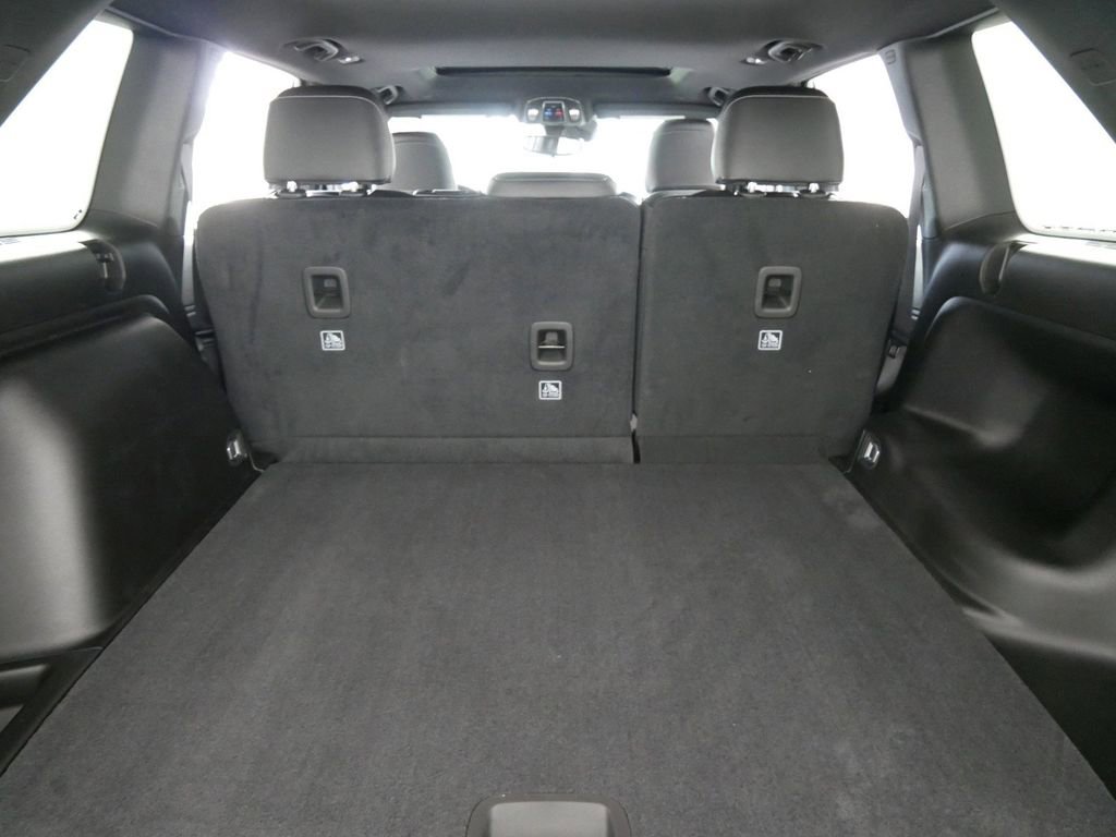 Certified 2024 Jeep Grand Cherokee Altitude image 29