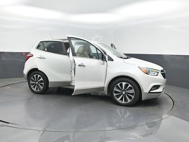 Used 2017 Buick Encore Essence FWD image 31