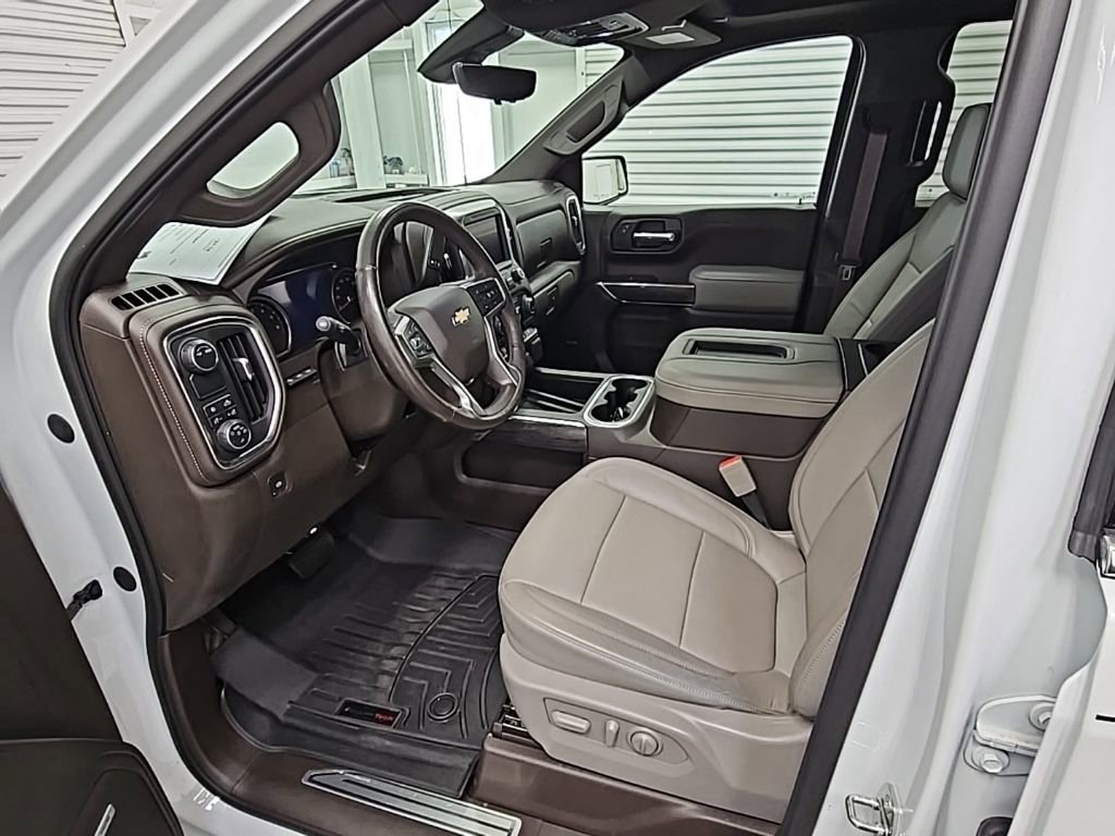 Used 2020 Chevrolet Silverado 1500 LTZ w/ LTZ Premium Package image 11