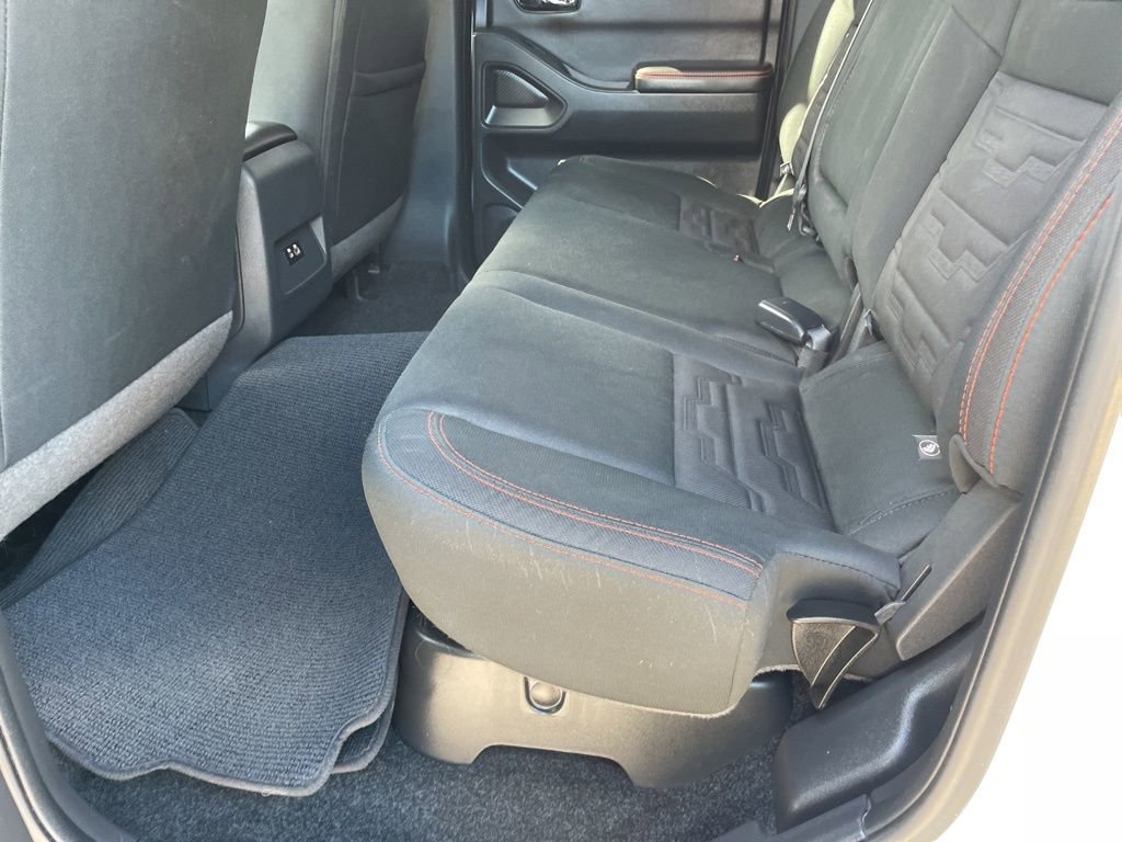 Used 2025 Nissan Frontier PRO-4X AWD/4WD image 40