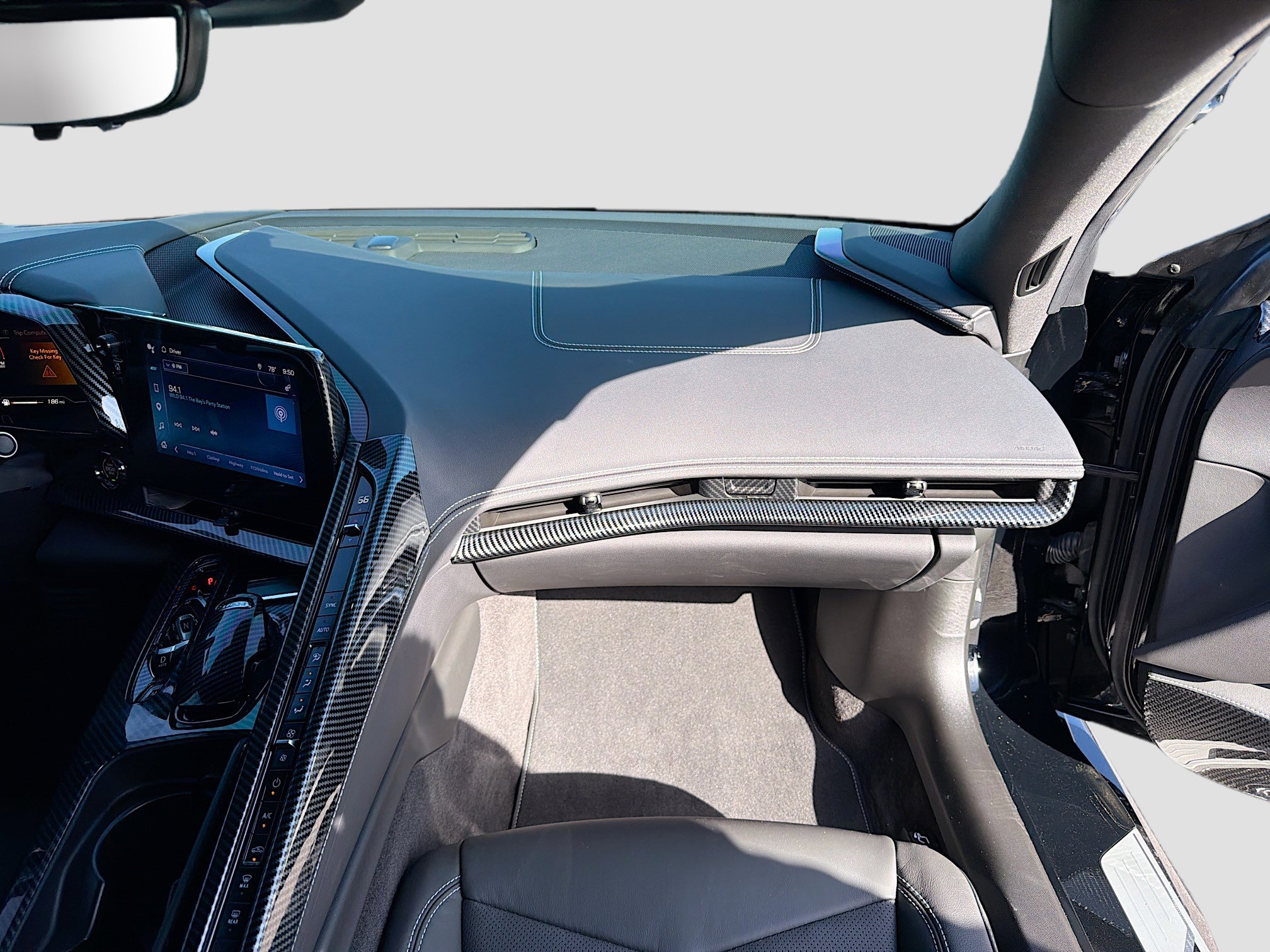 Used 2025 Chevrolet Corvette E-Ray w/ Battery Protection Package image 17