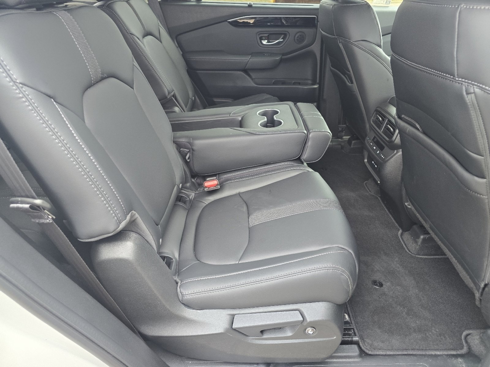 New 2025 Honda Pilot Touring image 21