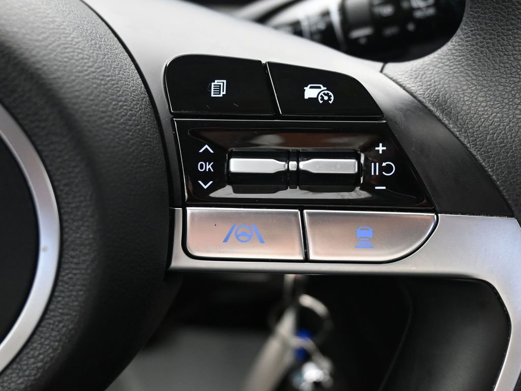 Used 2024 Hyundai Tucson SE image 30