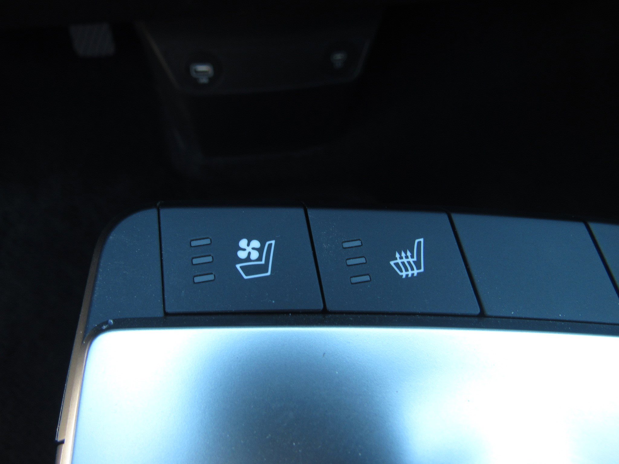 Used 2023 Kia EV6 Wind image 22