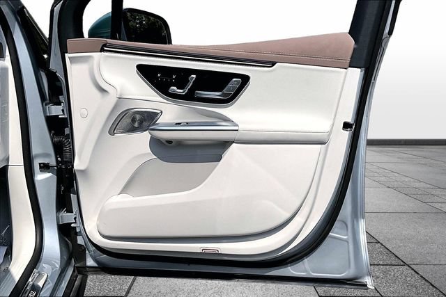 Certified 2023 Mercedes-Benz EQE 350+ 4MATIC SUV image 32