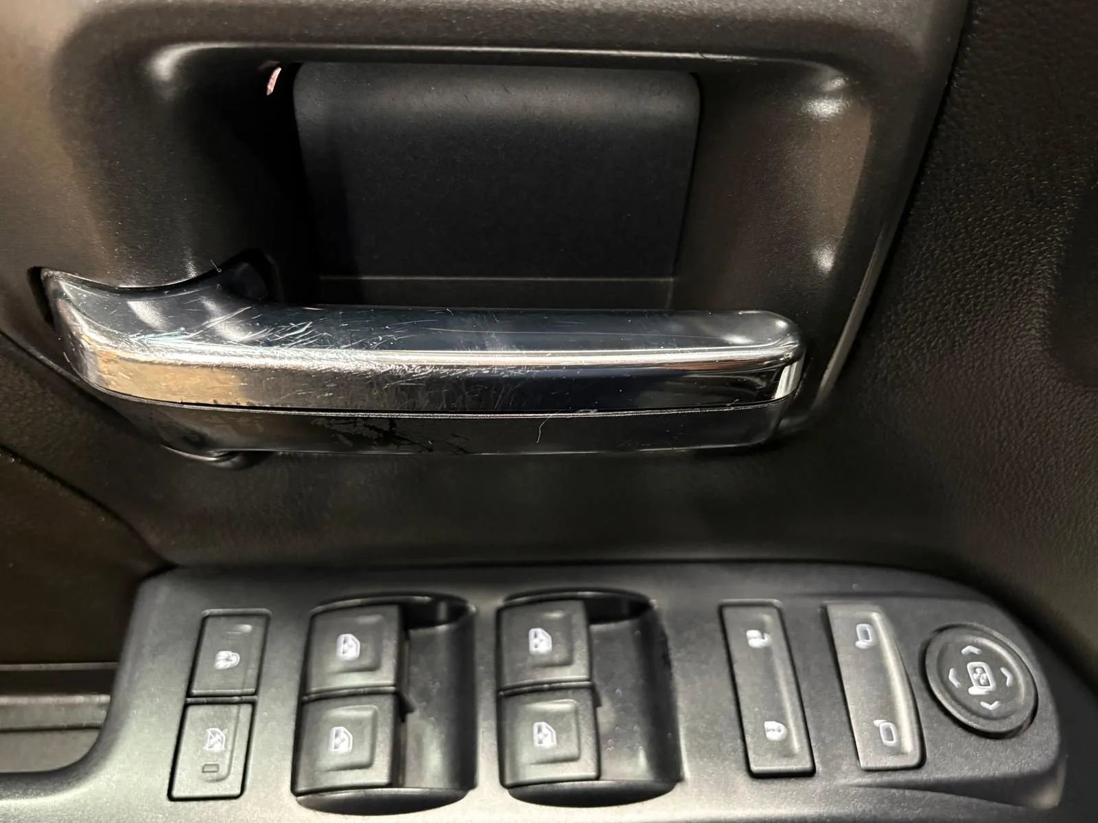 Used 2017 Chevrolet Silverado 1500 LT w/ All Star Edition image 31