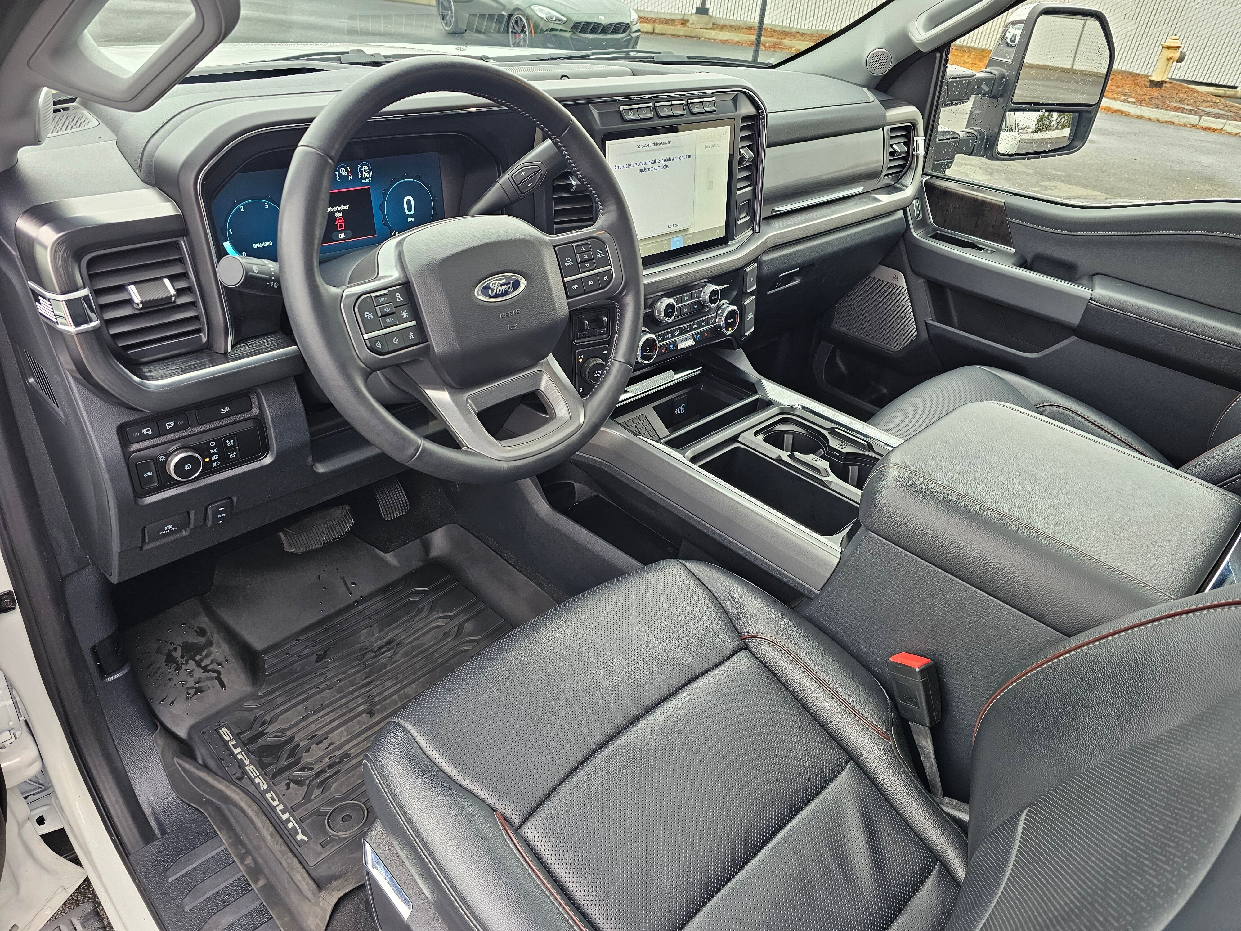 Used 2024 Ford F350 Lariat w/ Lariat Ultimate Package image 2